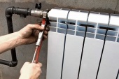 Монтаж радиатора на резьбовых соединениях
